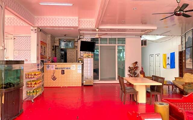 OYO 89540 B Hotel Penang
