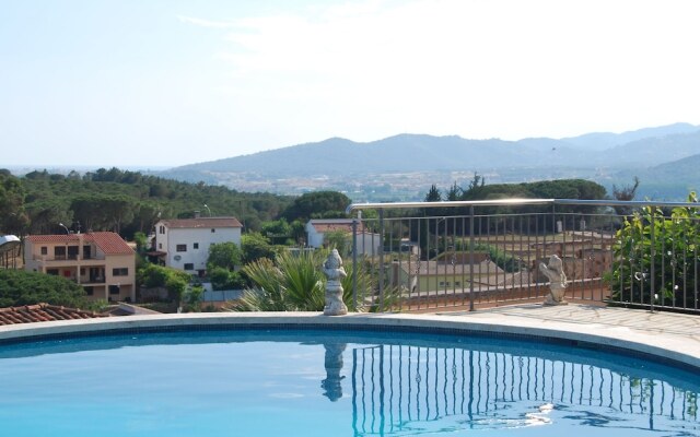 Beautiful Villa in Blanes with Private Swimming Pool