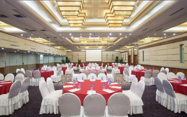 Hotel Holiday Inn