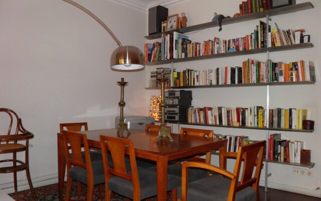 Suitur Courtyard House