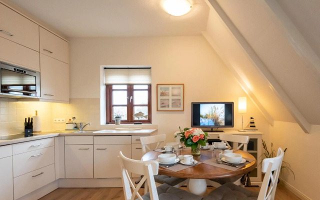 Haus Mittelstr Whg 3 OG links