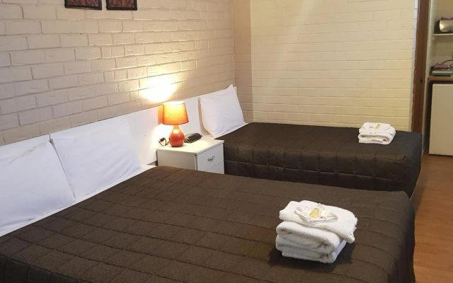 Bondi Motel – Guest Rooms – Moree