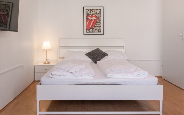 Friendly 3BR shared Apt-WienerStadthalle