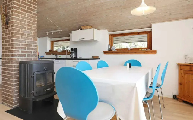 6 Person Holiday Home in Ringkobing