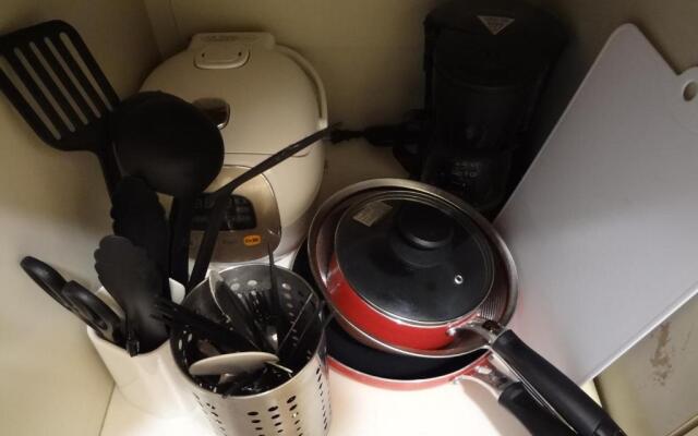 Guest House Zen Hakata Ohori Park 1