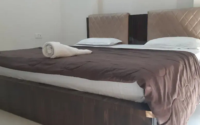 Arista Service Apartments Ghansoli