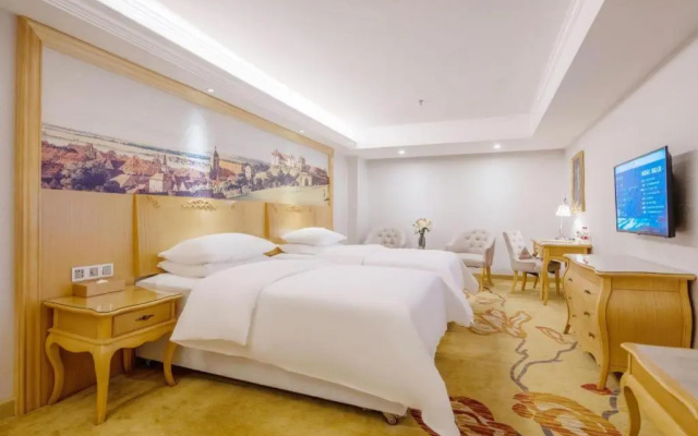 Guangna Hotel