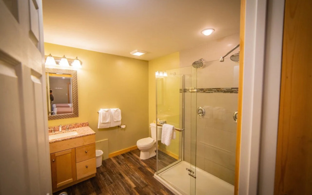 Alpine Inn & Suites