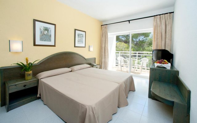 Grupotel Ibiza Beach Resort