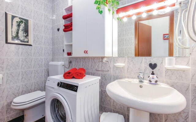 Nice Home in Jadranovo With Wifi and 1 Bedrooms