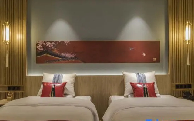 Dongyang Perfect·Elegant Residence Designer Hotel (Downtown Dongyang Branch)
