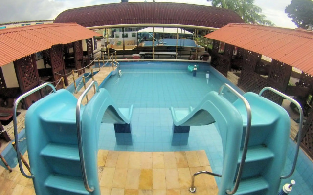 Hotel Riviera D'Amazonia