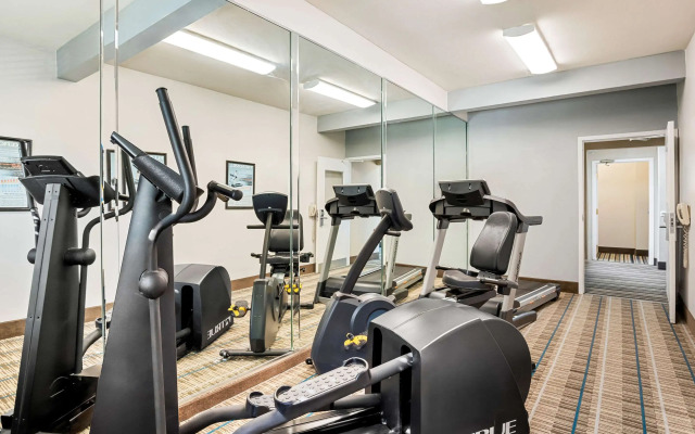MainStay Suites Addison-Dallas