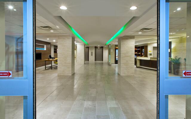 Holiday Inn Columbus Dwtn-Capitol Square by IHG