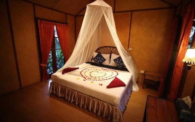 Tropical Garden Lounge