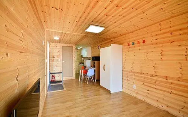 Taean Thedameun Pension