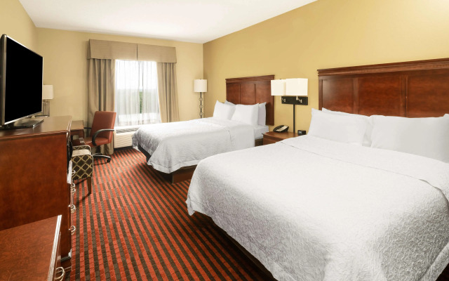 Hampton Inn Covington, GA