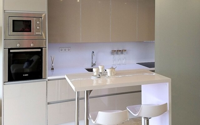 Modern Apartment in Estepona Spain with Terrace