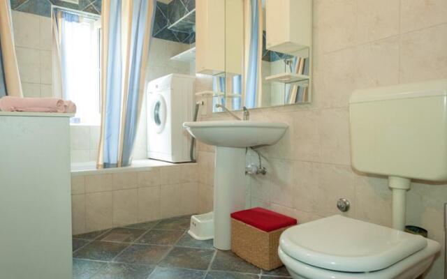 Apartment 5m