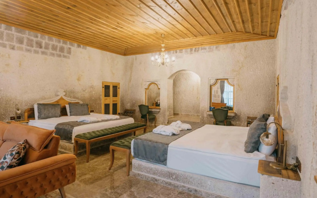 Lunar Cappadocia Hotel