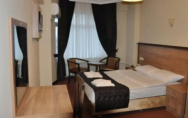 Kayra Hotel