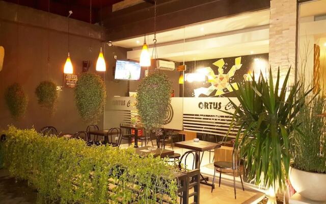 Sunrise Hotel Jombor