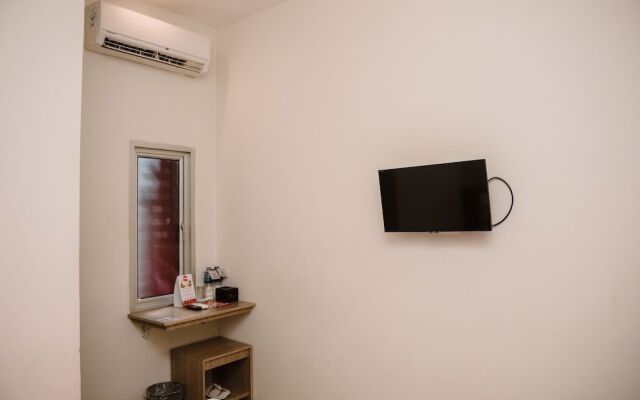 OYO 312 Hotel Sukarami