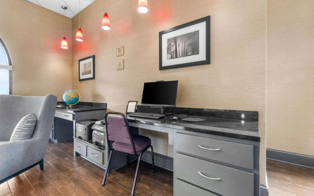 Comfort Suites Jackson I-40