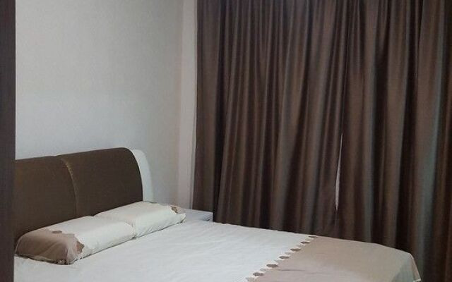 Silverscape Seaview Luxury Residence