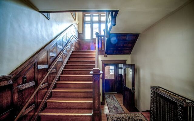 Rogers House Bed & Breakfast Inn