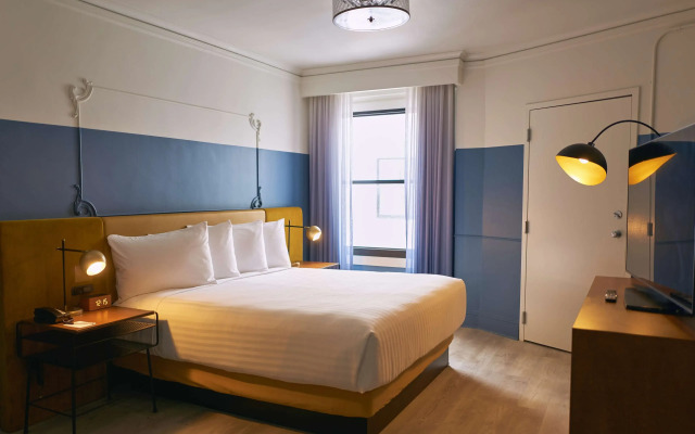 Hotel Julian