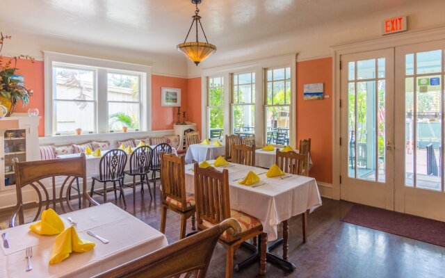 Palm Beach Hibiscus Bed & Breakfast