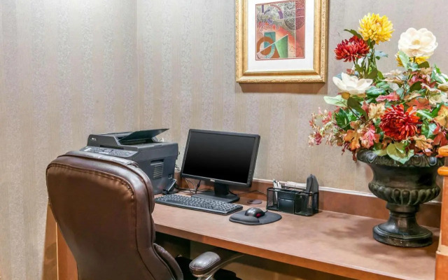 Ramada Conference Center Of Logansport