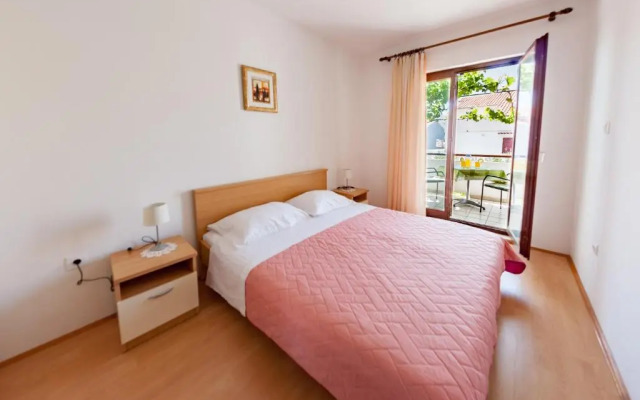 Apartments Nenad & Marija