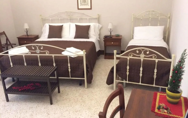 Le Stanze Dell'Emiro