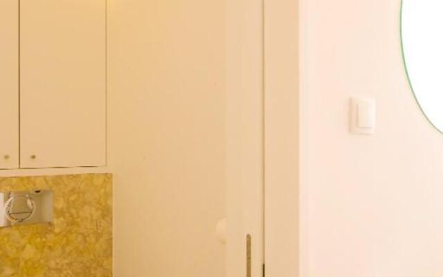 Alfama Terrace River View 12 by Lisbonne Collection