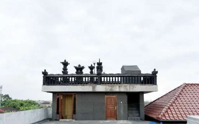 Urbanview Noja Guest House near Living World Denpasar