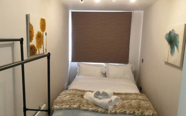 Birminghams Hidden Gem Garnet Apartment Sleeps 6 G