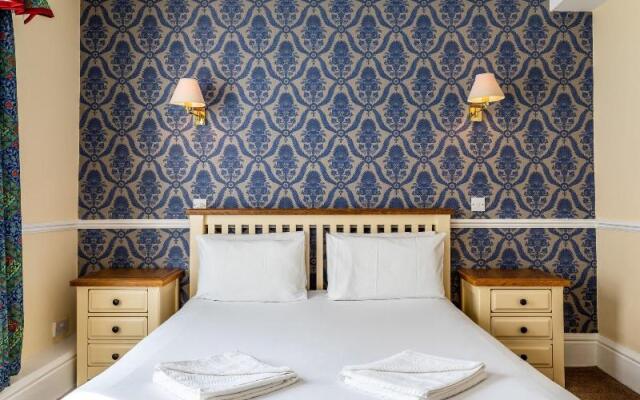 The George Hotel, Amesbury, Wiltshire