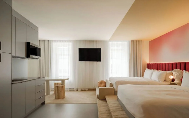 Rose Hôtel Invisible