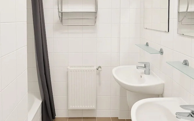 Urbannest Private Hostel Rooms