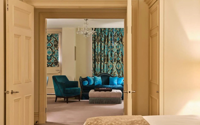 The Apartments by The Sloane Club