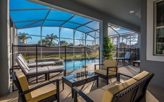 6 Bdrm 5 Bath Golf Resort