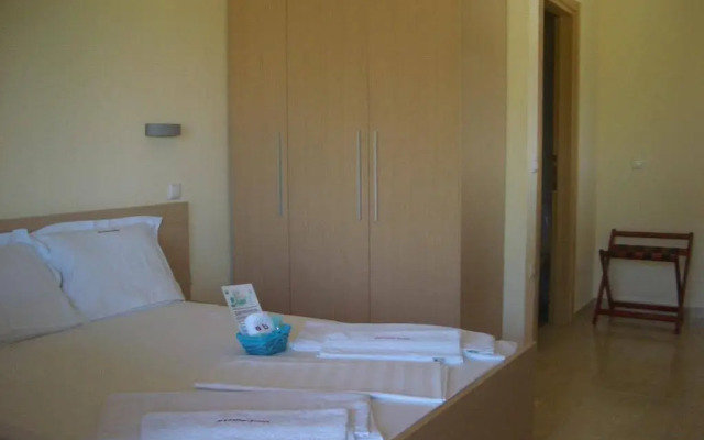 Athos Bay Villa