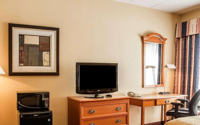 Quality Inn & Suites CVG Airport