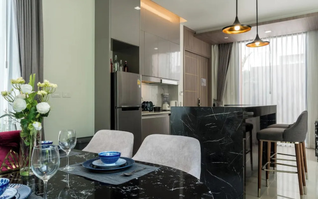 Panora Villa 8112 By Villacarte