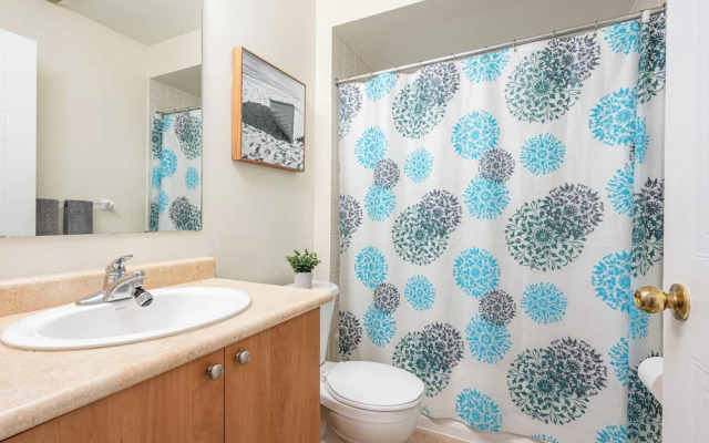 Cozy 1 Bedroom Townhouse