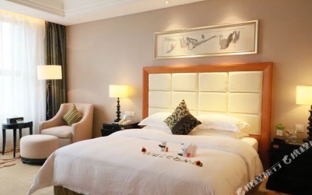 Xinyang Jin Jiang International Hotel