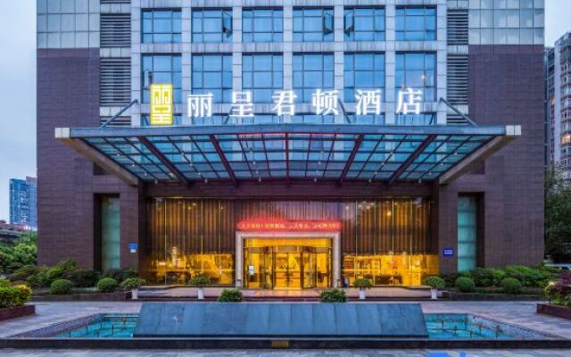 Chongqing Kingtown Hotel