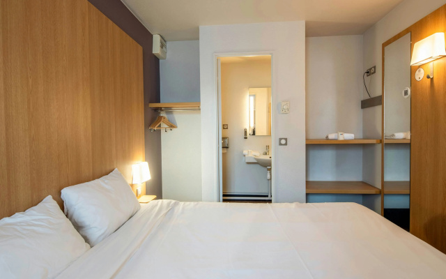 B&B HOTEL Amiens Longueau
